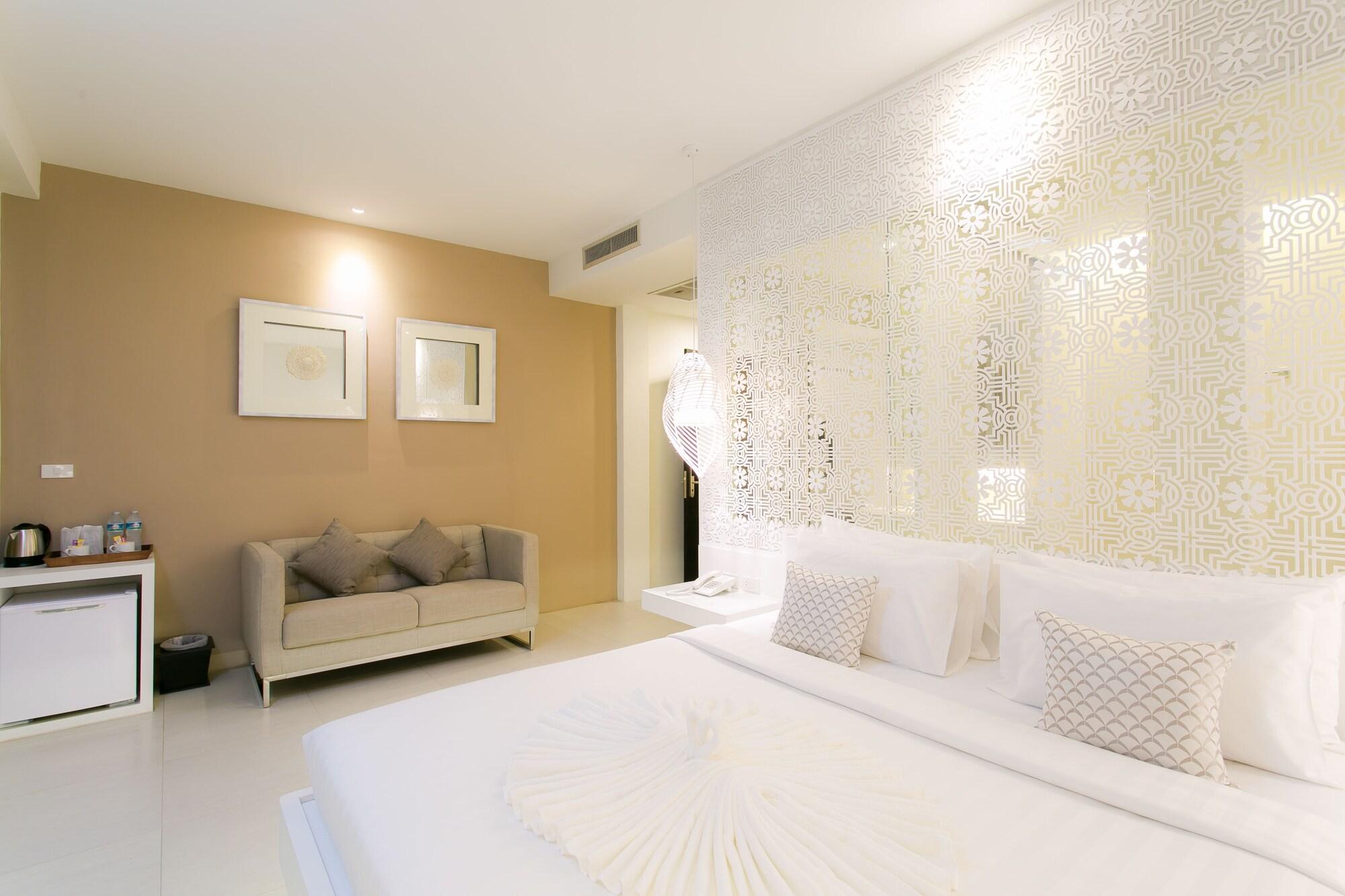 The House Patong Hotel Exterior photo