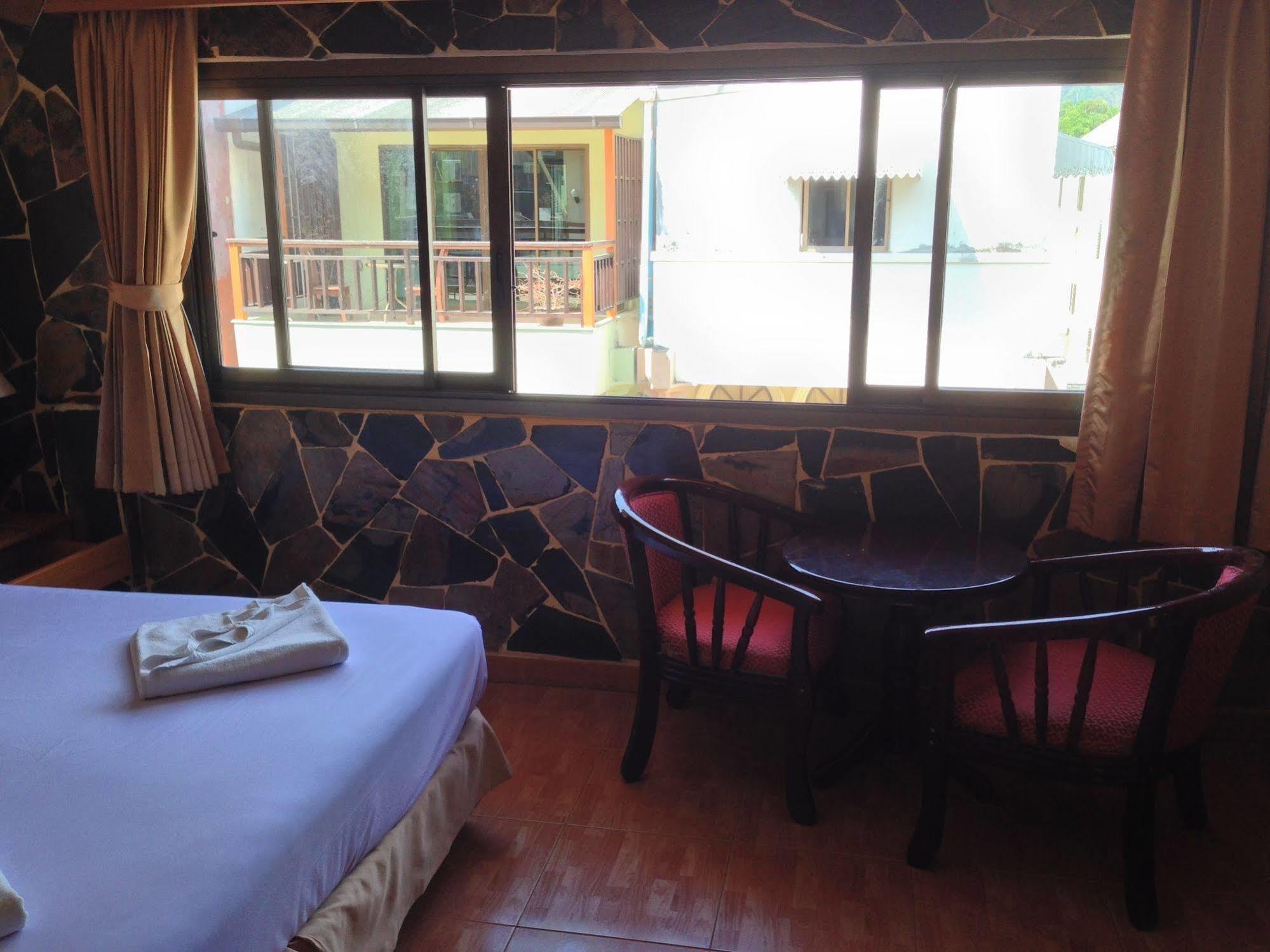 The House Patong Hotel Exterior photo